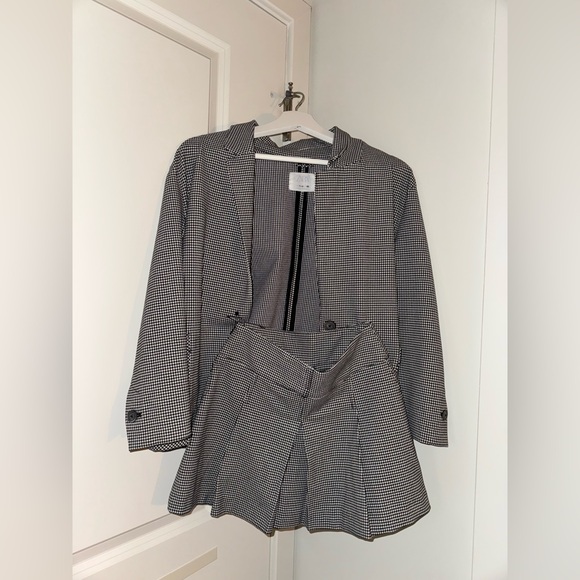 Big girl outfit size: 11/12 years old - Picture 2 of 3